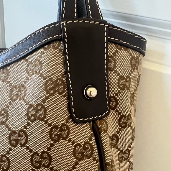 Gucci Hobo Tote Mint Condition - Picture 13 of 15